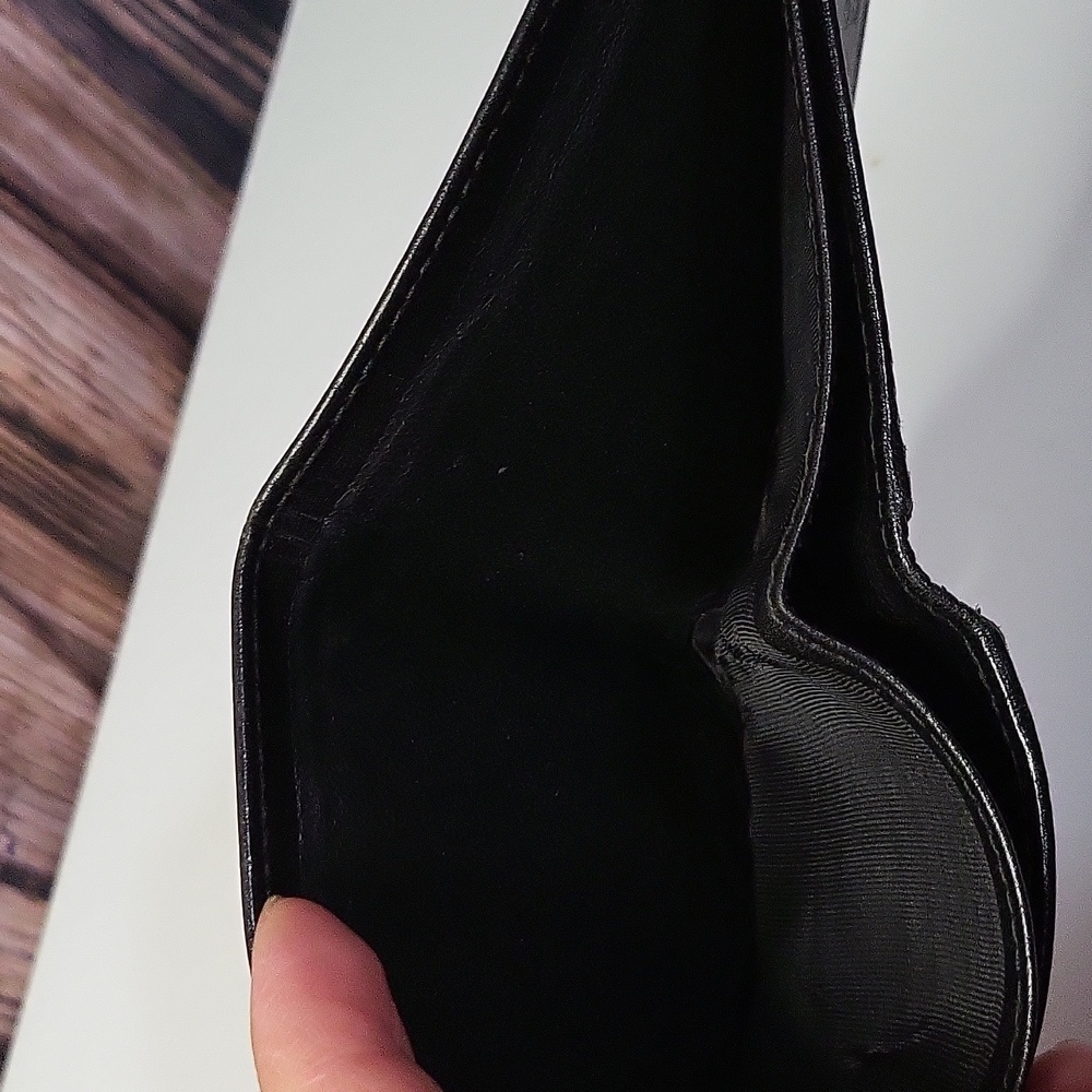 100% Original Gucci Black Wallet Bi-Fold - Picture 9 of 17